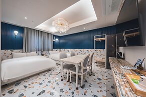 FEBRUARY HOTEL LIONS PARK DAEGU
