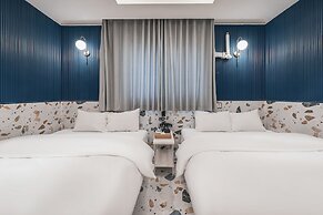 FEBRUARY HOTEL LIONS PARK DAEGU