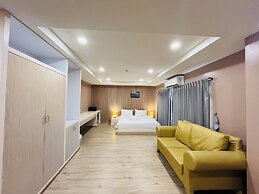 USABAI Riverside Boutique Hotel