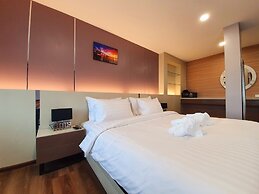 USABAI Riverside Boutique Hotel