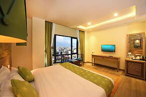 Woodapple Hotel and Spa