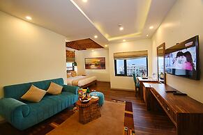 Woodapple Hotel and Spa