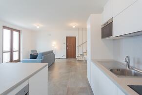 Dream Lake Apartments