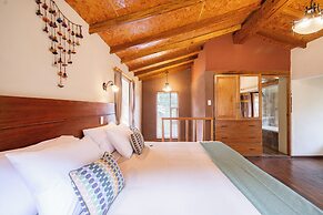 Unuwasi Hotel & Villa