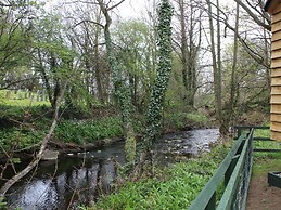 Foxes Den