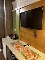 Dolphin Park Hotel