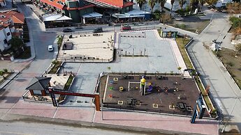 Dolphin Park Hotel