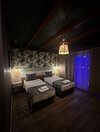 Dolphin Park Hotel