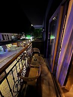 Dolphin Park Hotel