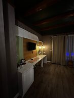 Dolphin Park Hotel