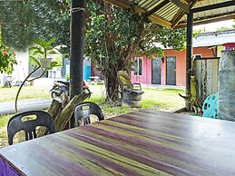 OYO 90708 D'kuala Waterfront Chalet & Boat Charters