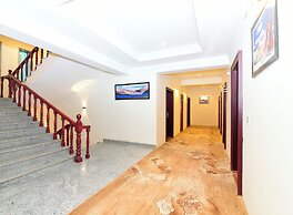 Old Road Mansion