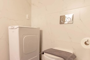 Athens Plaka Family Suites