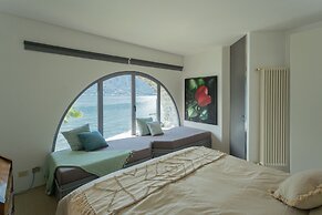 Sala Comacina Villas