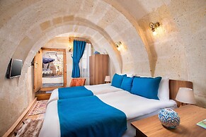 Peri Cave Konak
