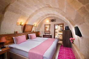 Peri Cave Konak
