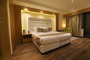 The Pristine Hotel Kanpur