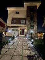 Awesome Villa on a hill for families