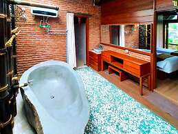 Andung Andung Villa and Resto