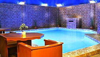 Laciaville Resort Hotel