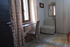 Guesthouse outside the Port