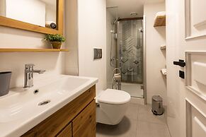 Bguest Pera Suites