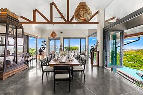 Villa Skyfall