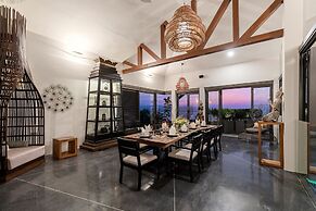 Villa Skyfall