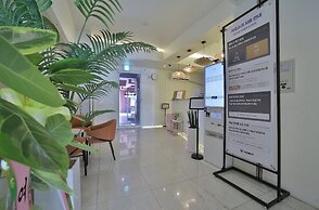 Hotel Advance