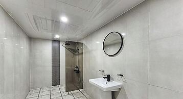 Hotel Advance