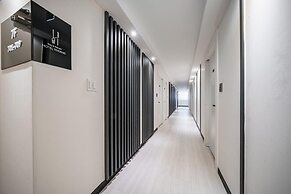 Hotel Advance
