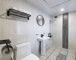 Hotel Advance