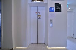 Hotel Advance