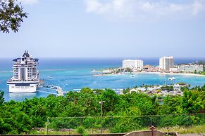 Ocho Rios Studio Ocean View