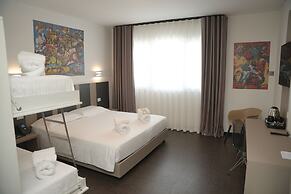 HOTEL MOSAICO