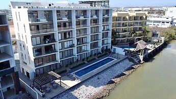 Condos BV Marina