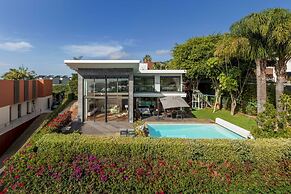 Pool, sun and sea View - Villa das Quebradas