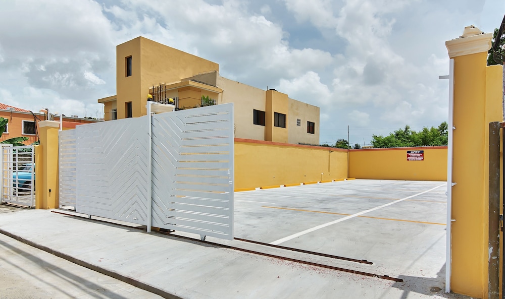 Premium Single Room in Corales del Sur