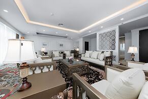Raia Hotel & Convention Centre Kuching