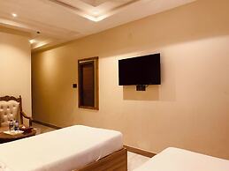 Hotel Pearl Inn