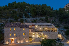 Rustic luxury villa Fulmin