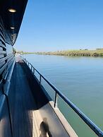 Davidon Yacht