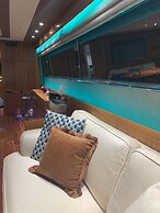 Davidon Yacht