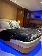 Davidon Yacht