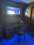 Davidon Yacht