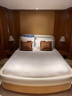 Davidon Yacht