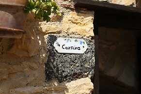 Masseria Fortificata Lo Zafferaneto