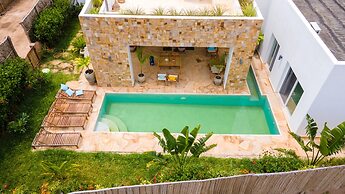 CDM VILLAS