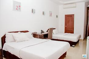 HOTEL EVEREST RDC