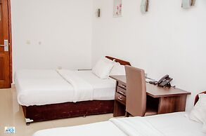 HOTEL EVEREST RDC